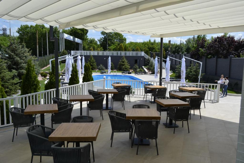 Road Star Hotel photo 2