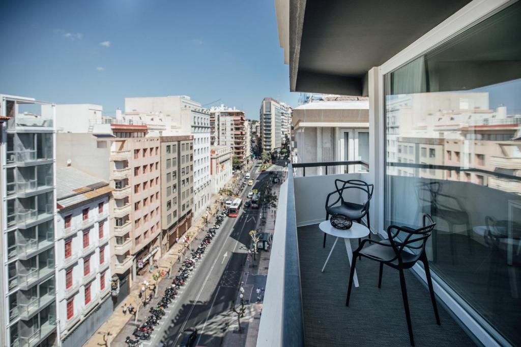 BN SUITES Rambla photo 3