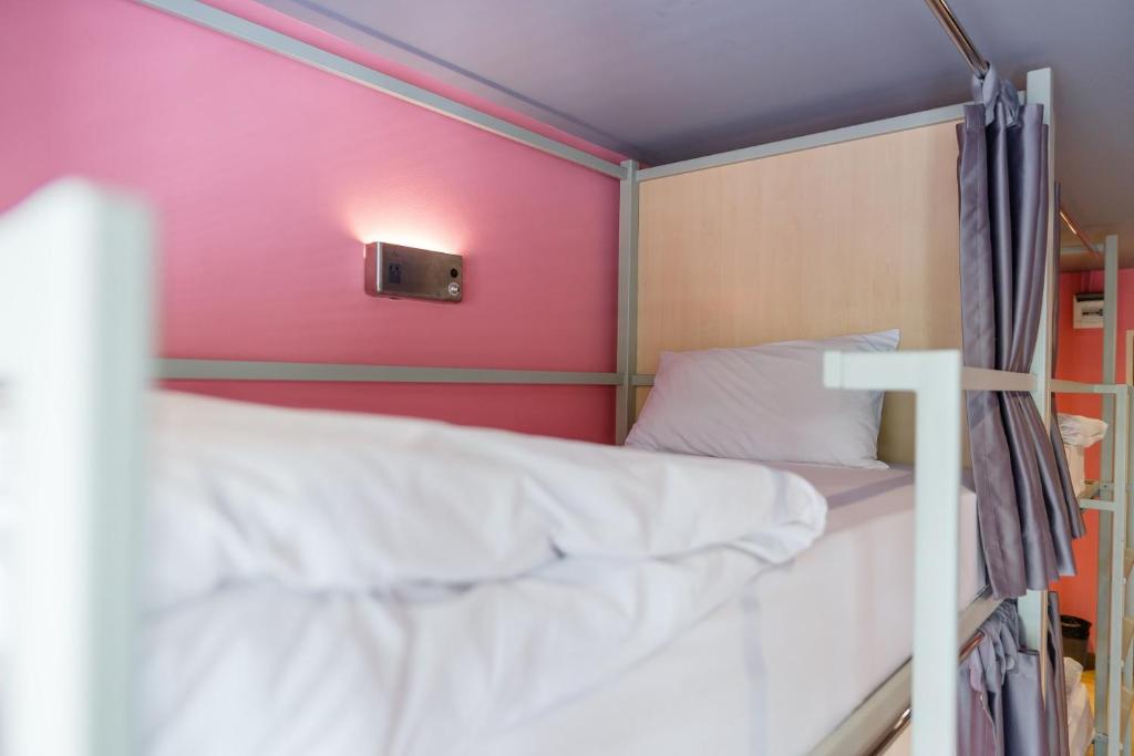 Номер (Bed in 8-Bed Ladies Dormitory Room), Хостел Siamaze