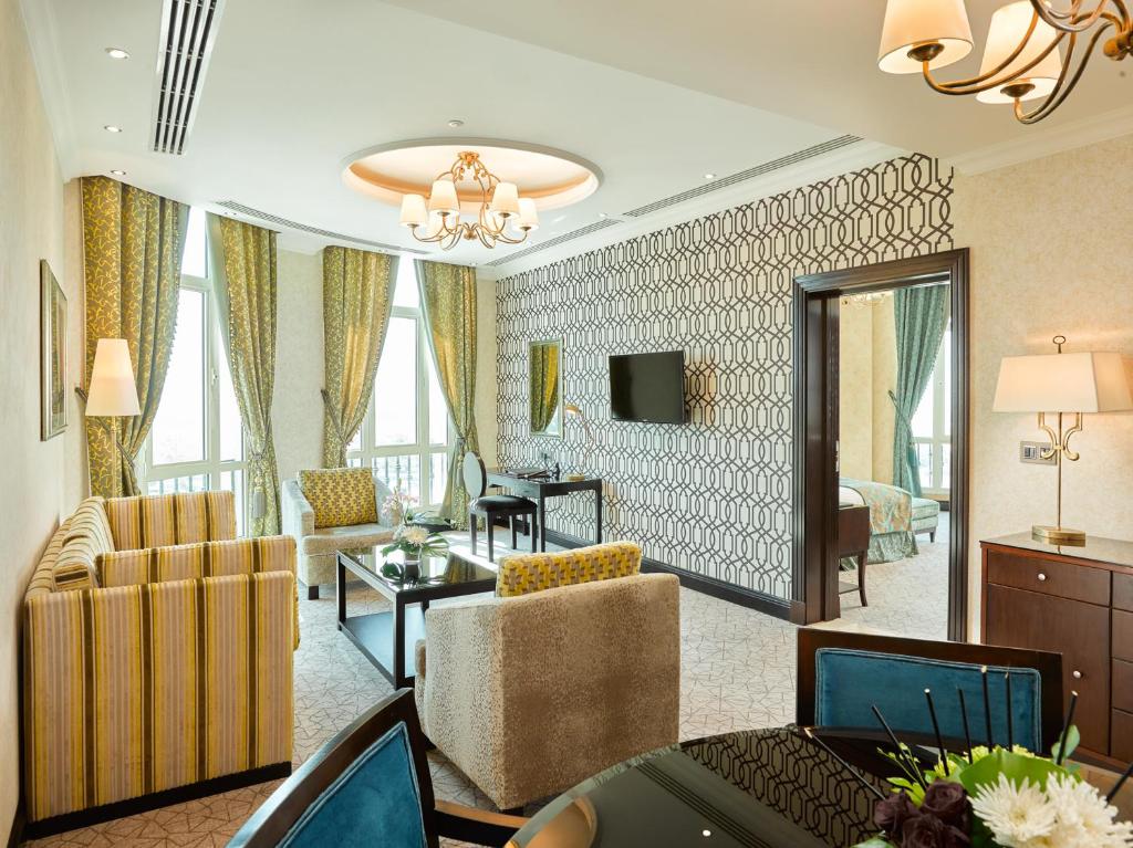 Сьюит (Люкс Palace), Royal Maxim Palace Kempinski Cairo