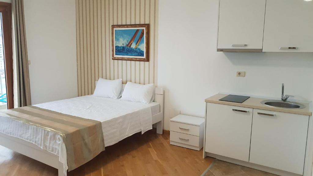 Апартаменты (Апартаменты), Apartmani Svetionik