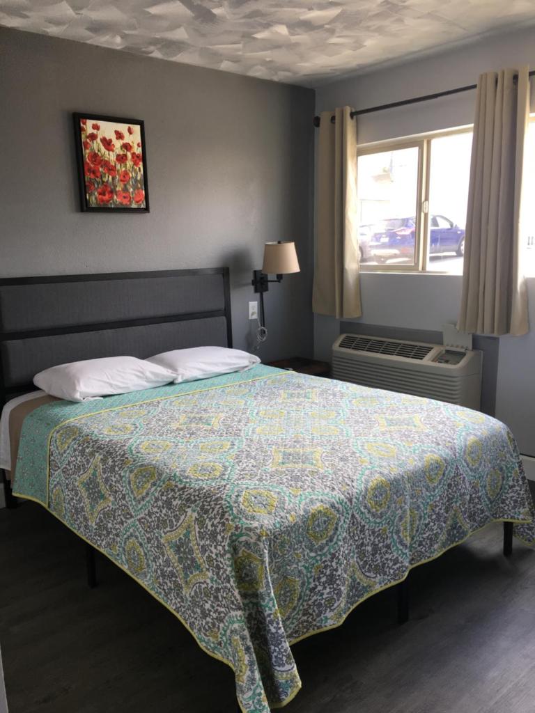 Aircrest Motel photo 2