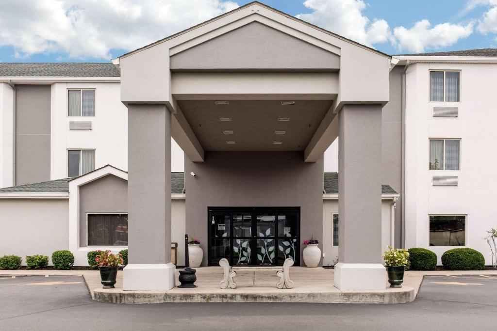 Sleep Inn & Suites Columbus photo 1