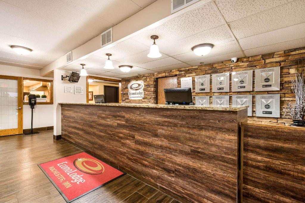 Econo Lodge Mayo Clinic Area photo 3