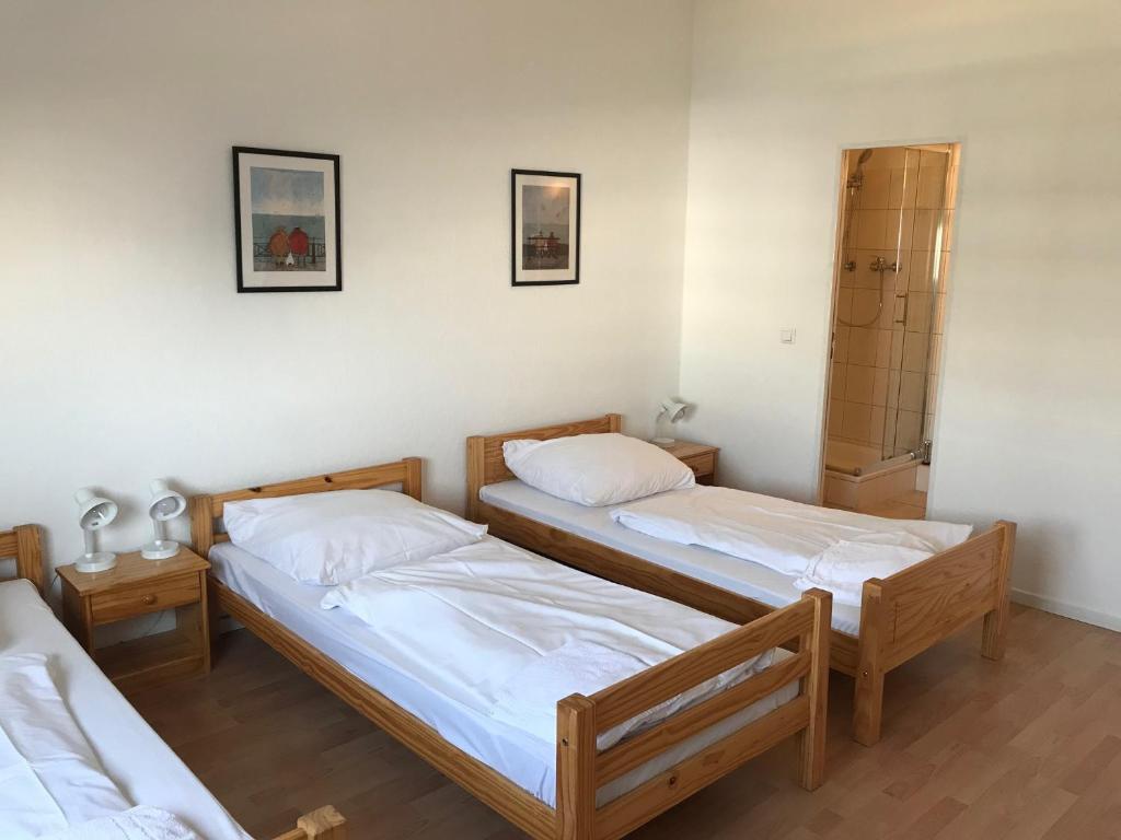 Апартаменты (Стандартные апартаменты с 3 спальнями), City Inn