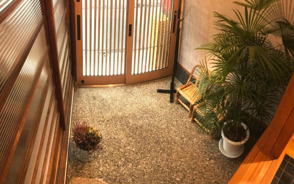 NAOUMI HOUSE photo 3