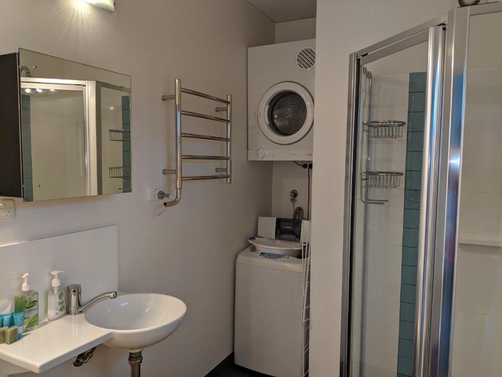 Hanover Bay Apartments photo 2