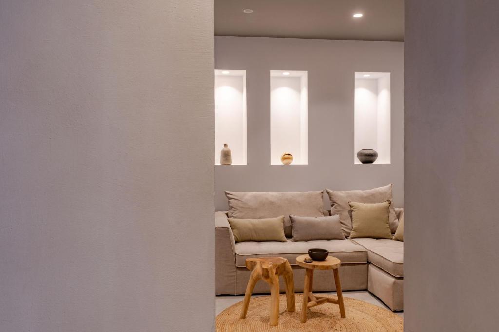 Сьюит (Люкс «Комфорт» с гидромассажной ванной на открытом воздухе), Lemon Suites Santorini
