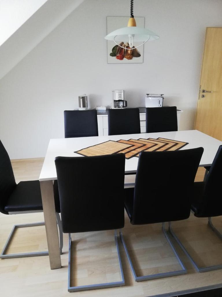 Ferienwohnung am Bodensee mit 3 Schlafzimmer über 2 Etage mit kleine Balkon bis 7 Personen photo 1