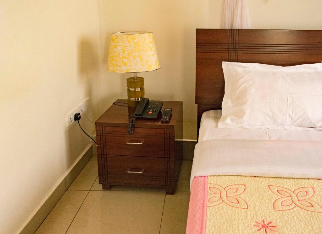 Reinah Tourist Hotel Fort Portal photo 4