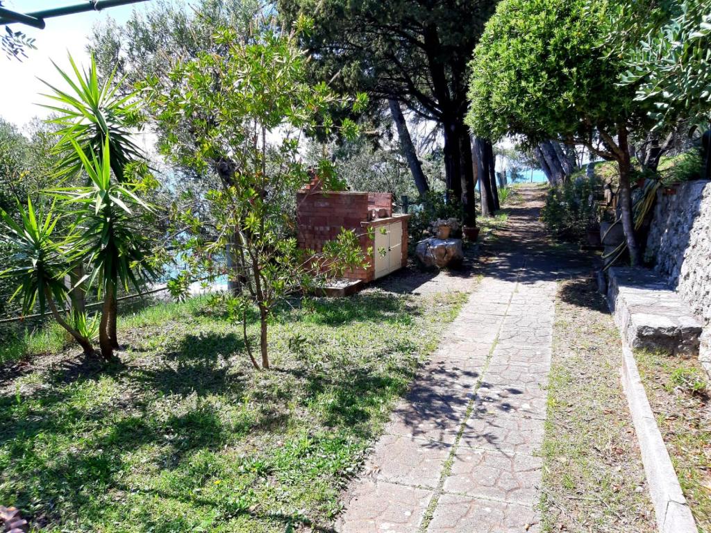 Casa vacanze da Cristina app B photo 4