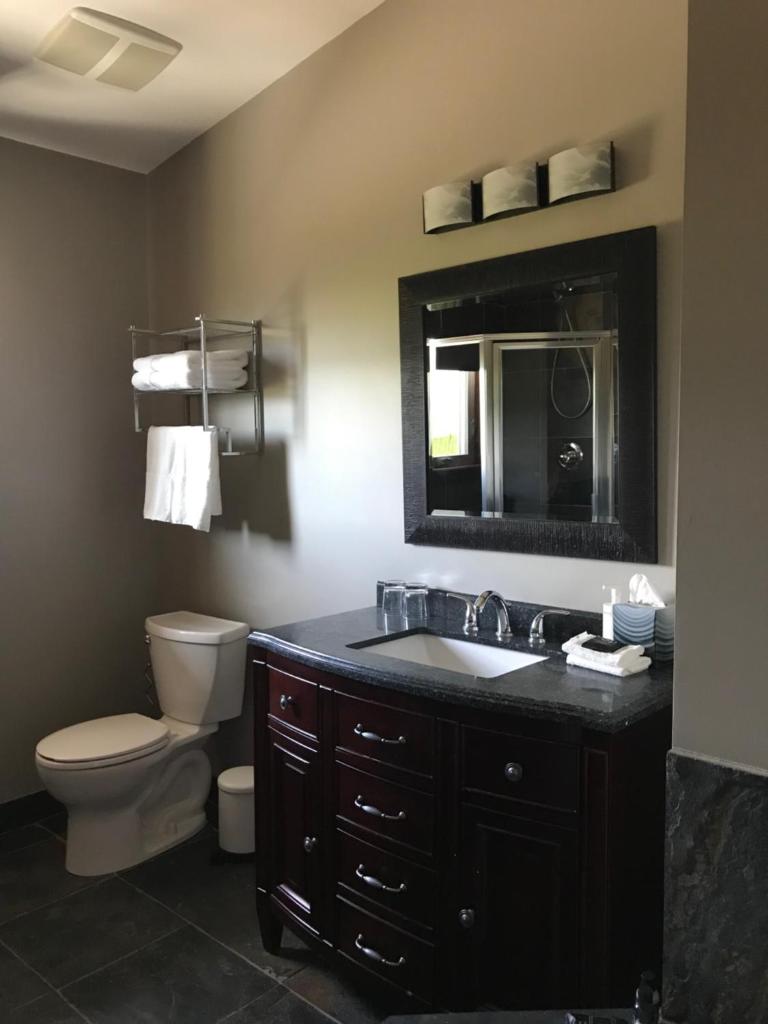 Wesbert Winery & Guest Suites photo 3