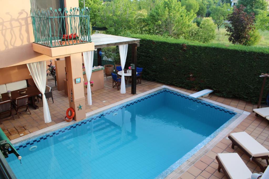 4-seasons pool villa near Meteora photo 4