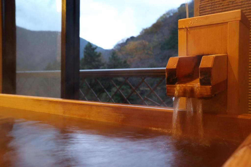 Hakone Nanase formerly known as Manatei Hakone photo 2
