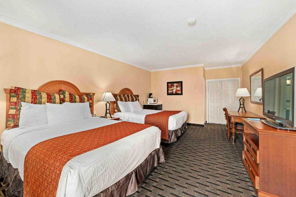 Lemon Tree Hotel & Suites Anaheim image