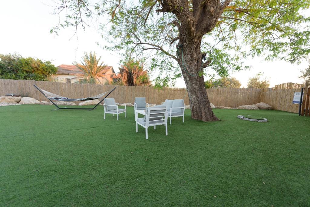 Hemdat Nefesh Eitan photo 2