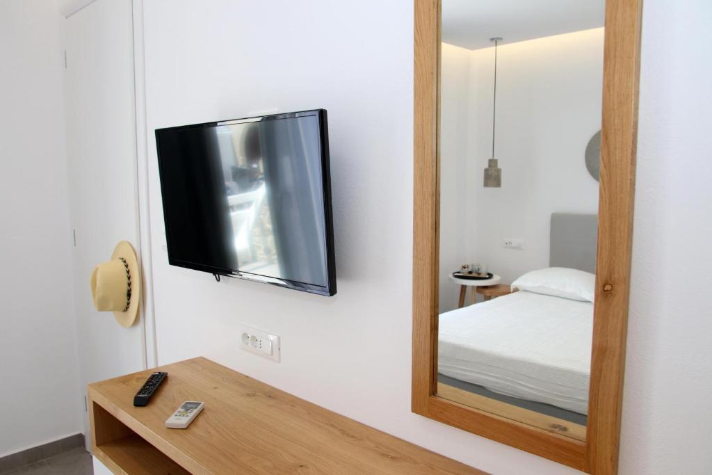 Двухместный (Standard Double or Twin Room Semi-basement), casabella