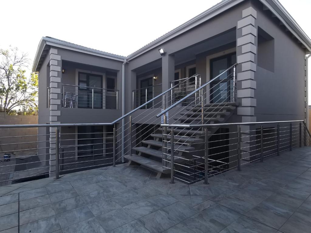 Lucolo Palace B&B - Mthatha photo 1