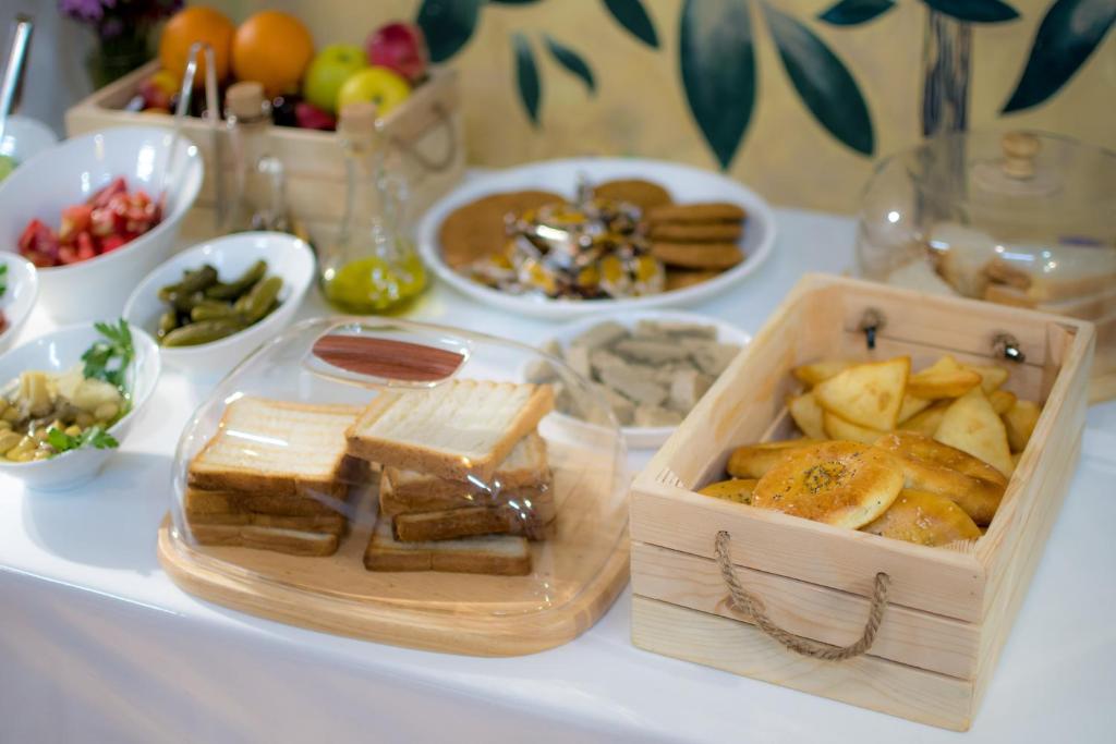 Olive Hotel Bishkek photo 1