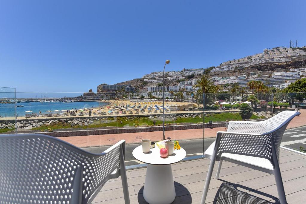 BeachFront Suites Morea Puerto Rico by VillaGranCanaria photo 1