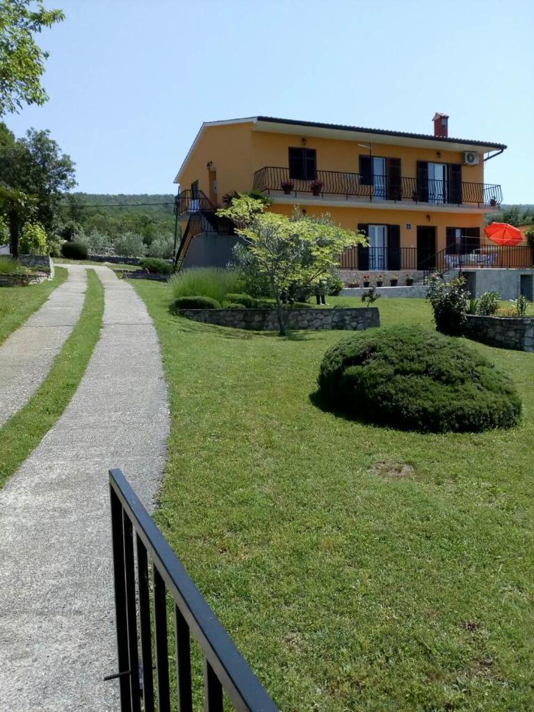 Apartman Knapić photo 2
