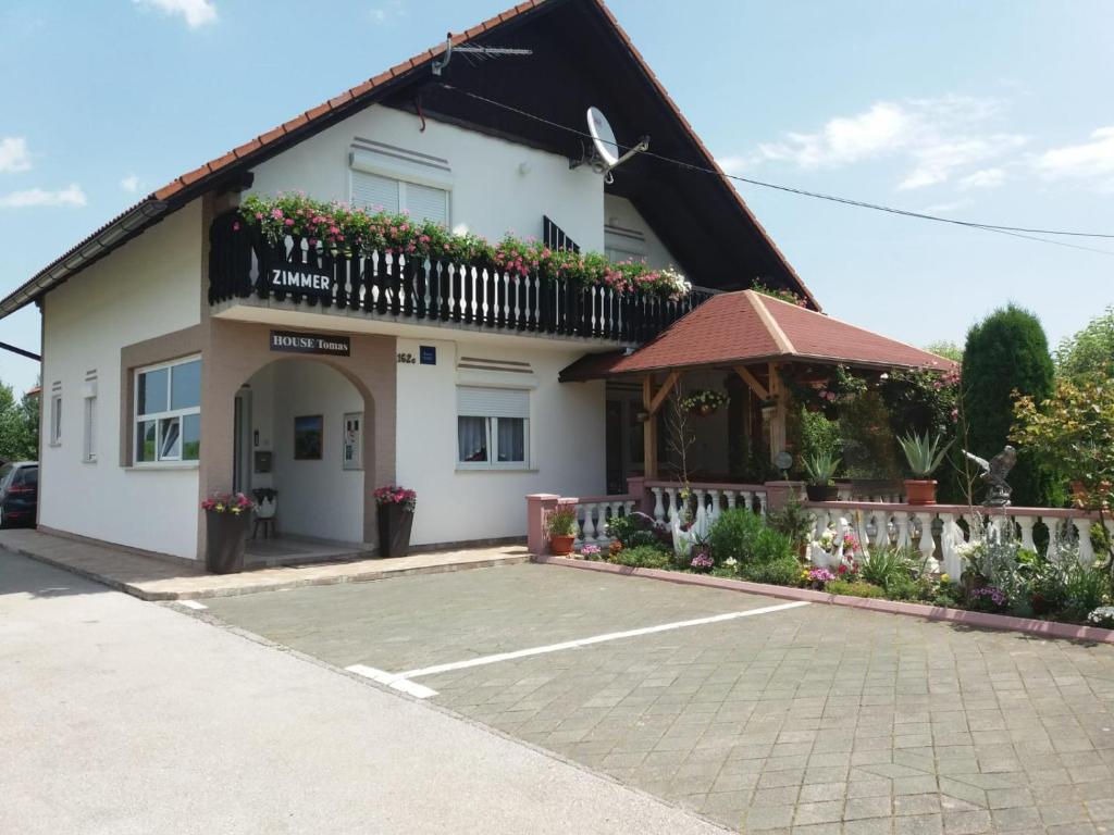 Guesthouse Tomas photo 1