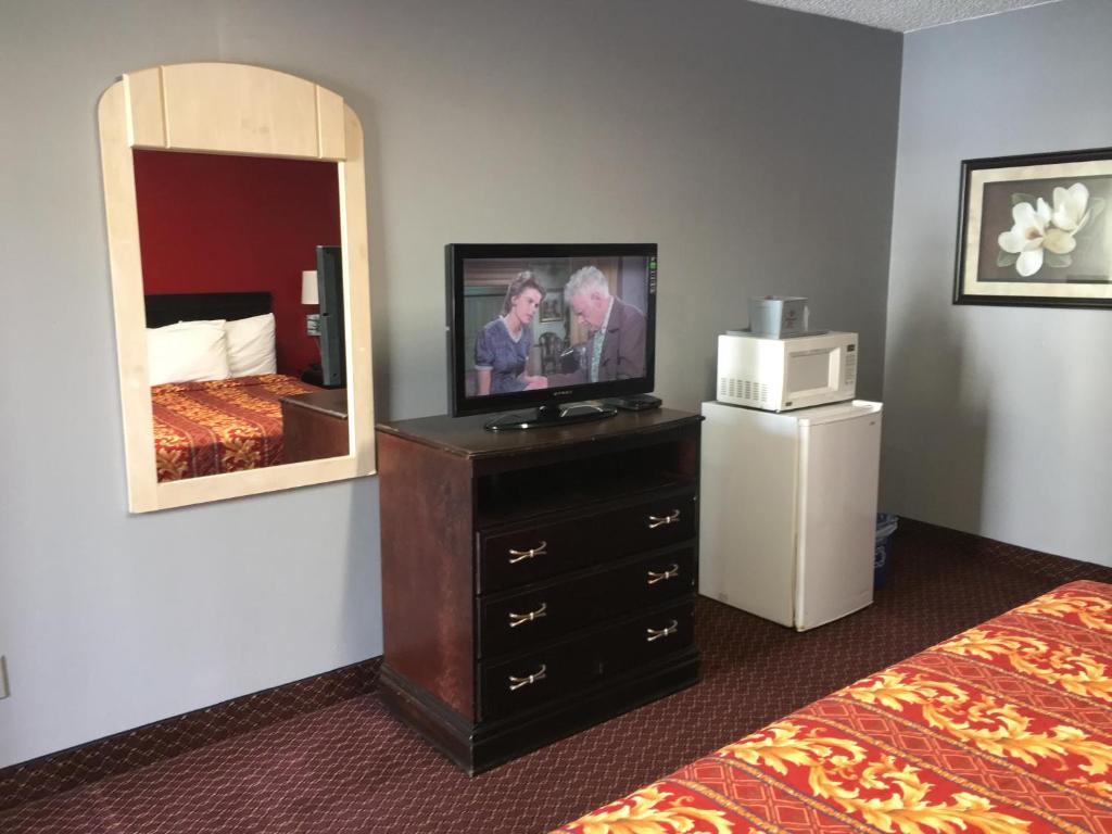 Journeys End Motel photo 2