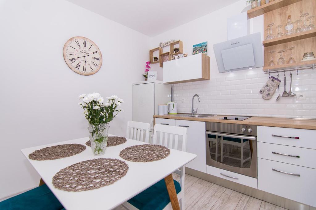 Apartman Sun Solin photo 2
