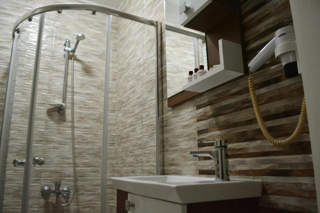 Bormali Hotel photo 1