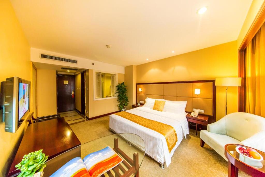 Двухместный (Улучшенный номер с кроватью размера «king-size»), Yant Meiya International ApartHotel