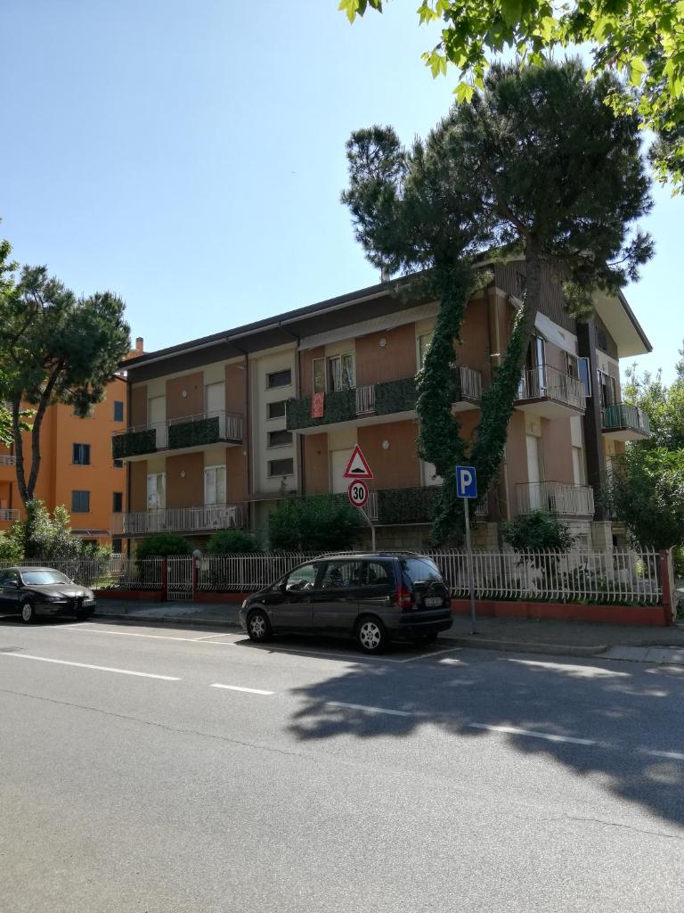 Lally Appartamenti, Rimini