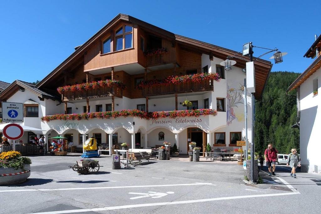 Pensione Edelweiss photo 1