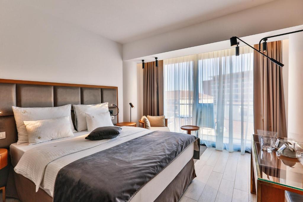 Двухместный (Улучшенный двухместный номер с 1 кроватью), Hotel Fagus