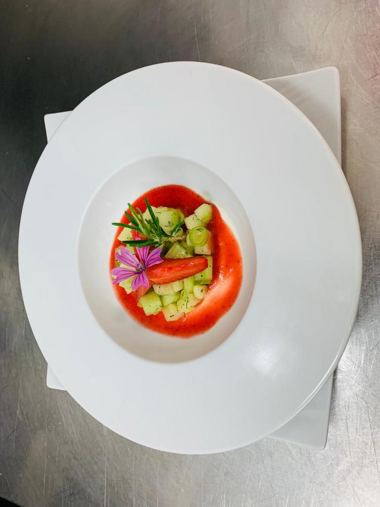 Logis Hotel Restaurant Hostellerie de la Tour photo 4