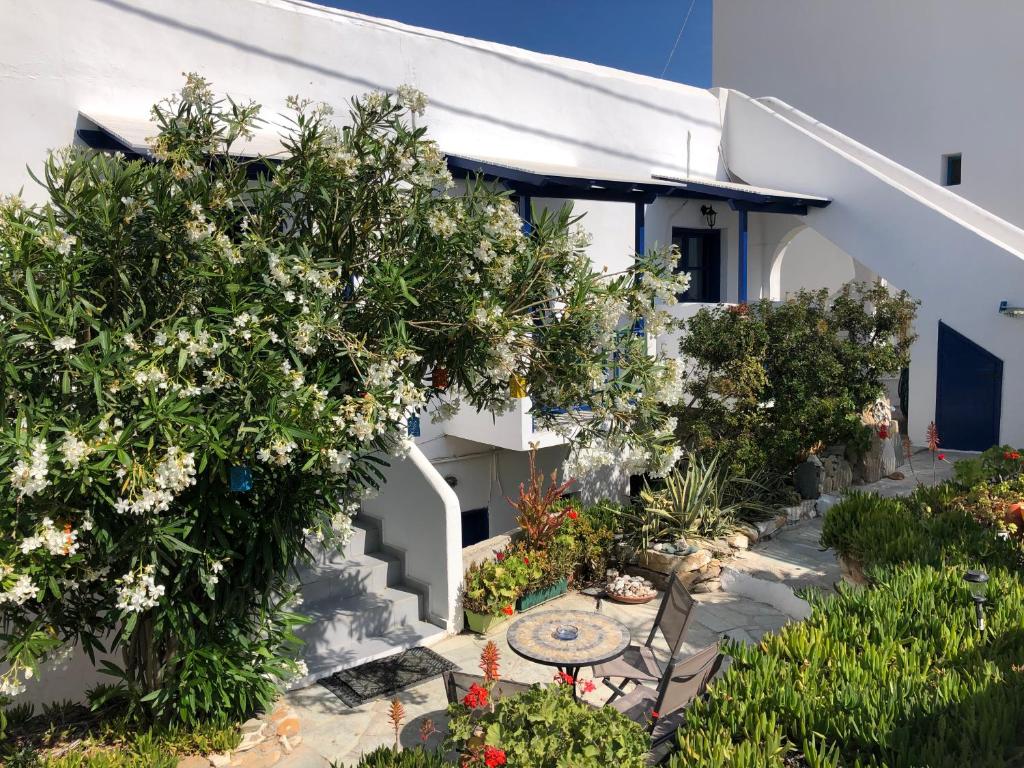 Vrahos Rooms - Studios photo 3