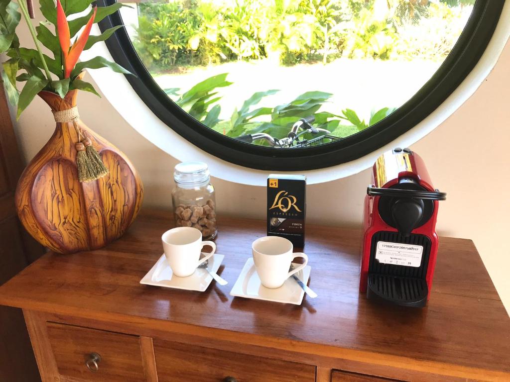 Ocean Breeze Bungalow photo 3