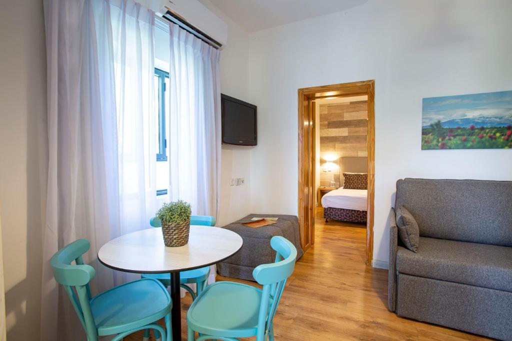 Kibbutz Malkiya Travel Hotel photo 4