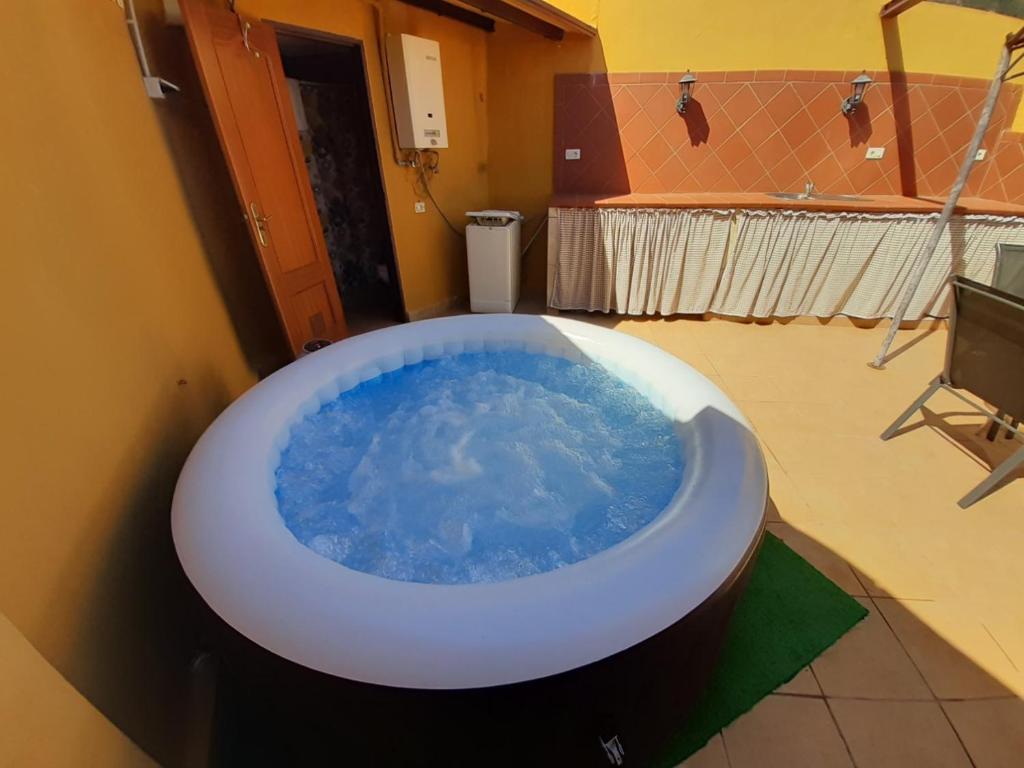 Canarian House with views and pool photo 1