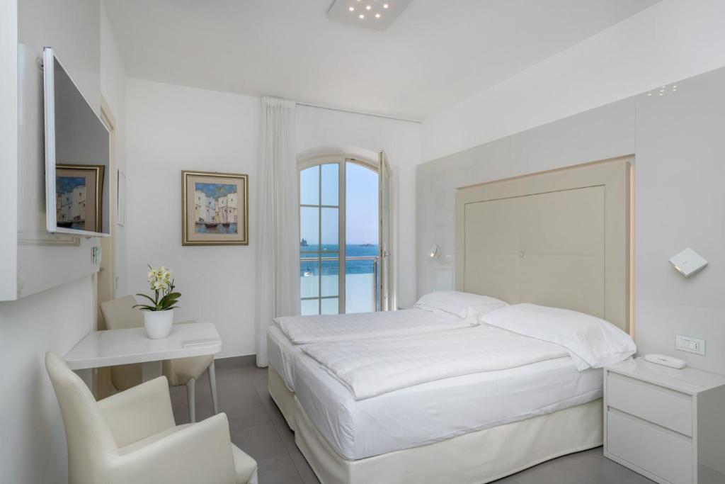 Hotel Vega photo 2