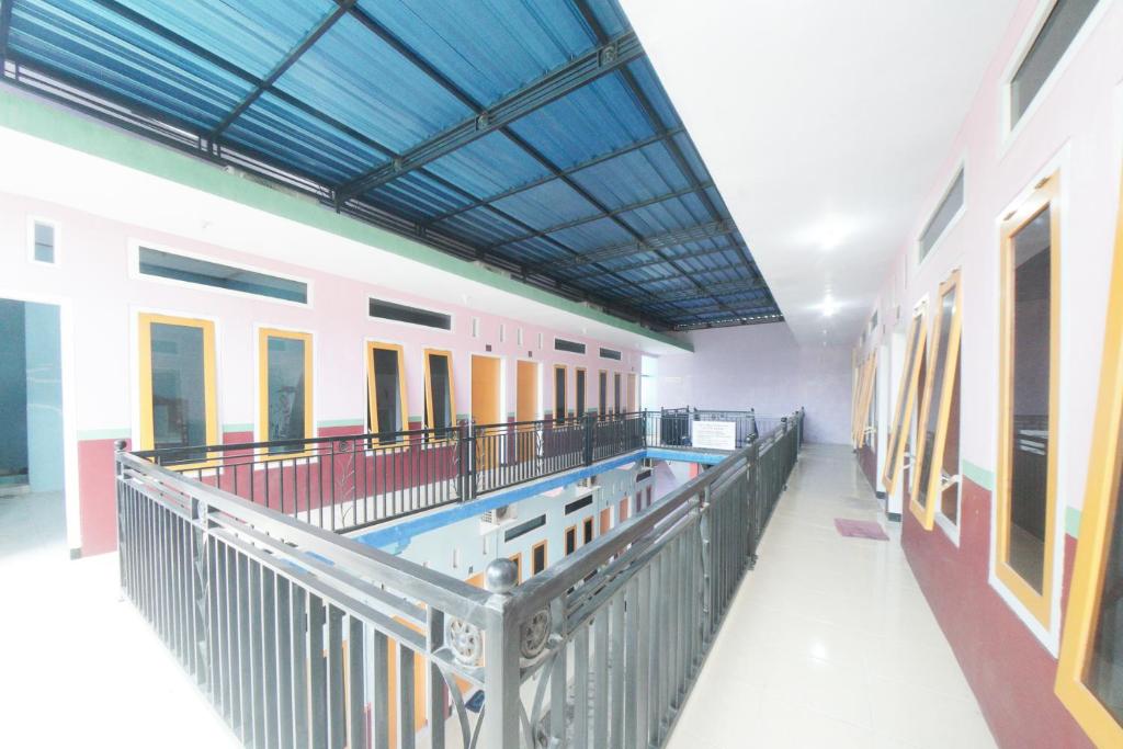 RedDoorz Syariah near Mall Roxy Banyuwangi 2 photo 4