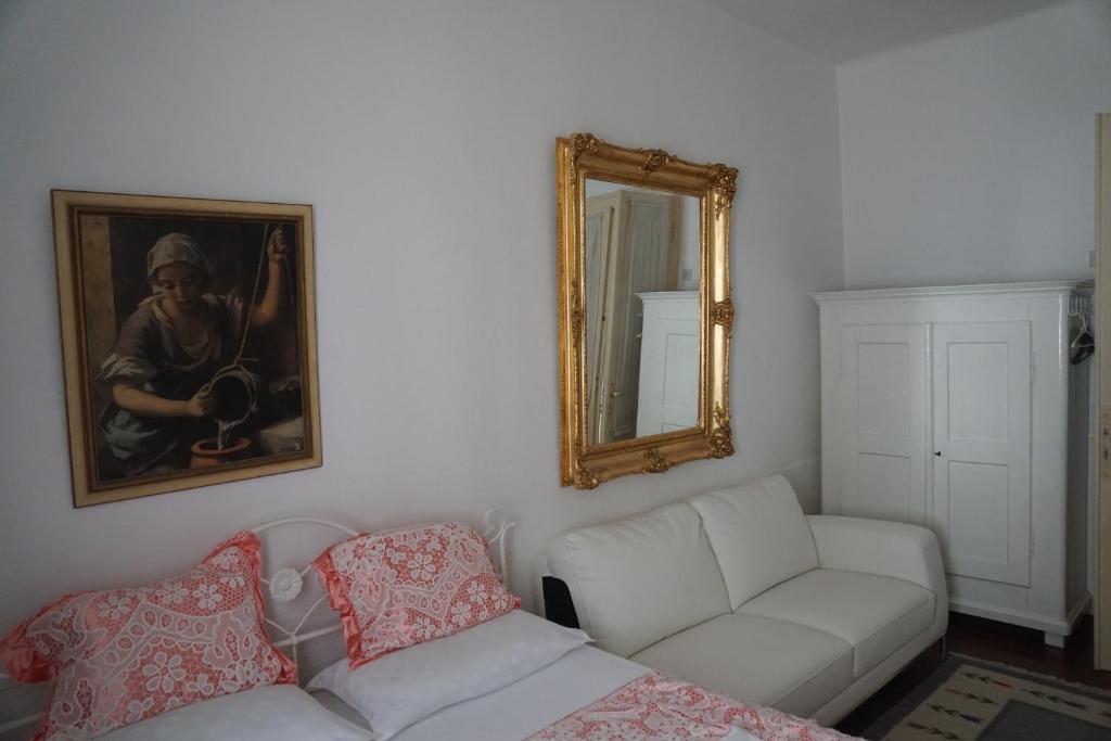 Somborski salas - strogi centar photo 4