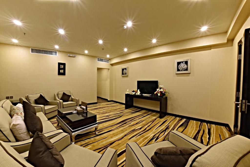 Garden Plaza Hotel Room Type - Superior Suite