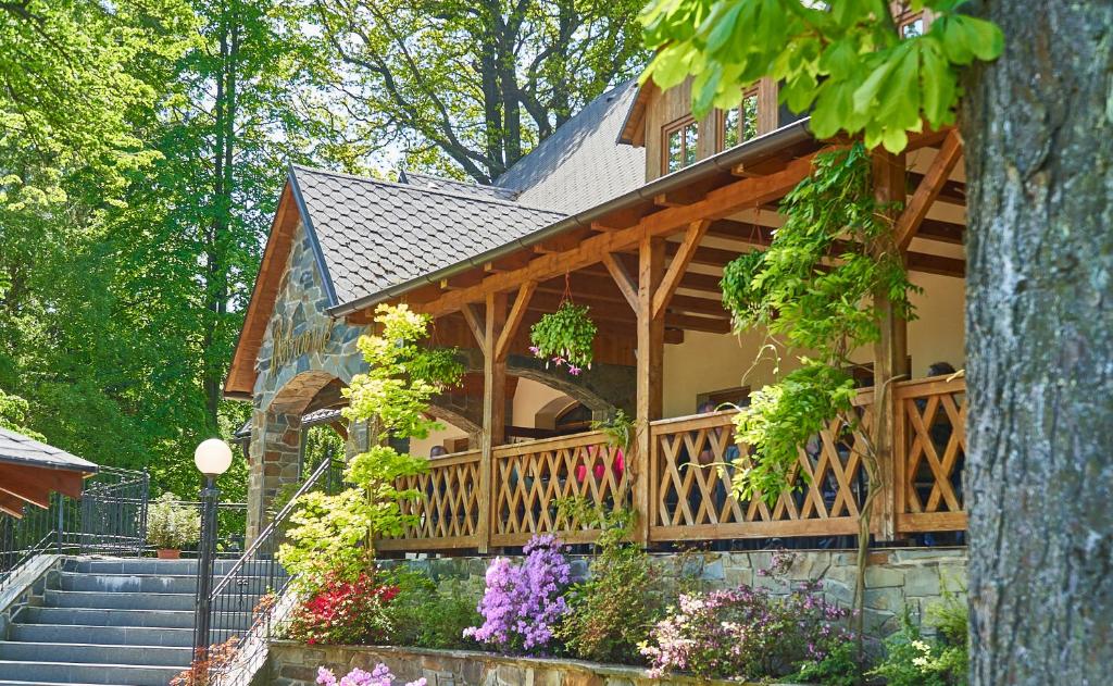 Pension Restaurant Bobrovník photo 1
