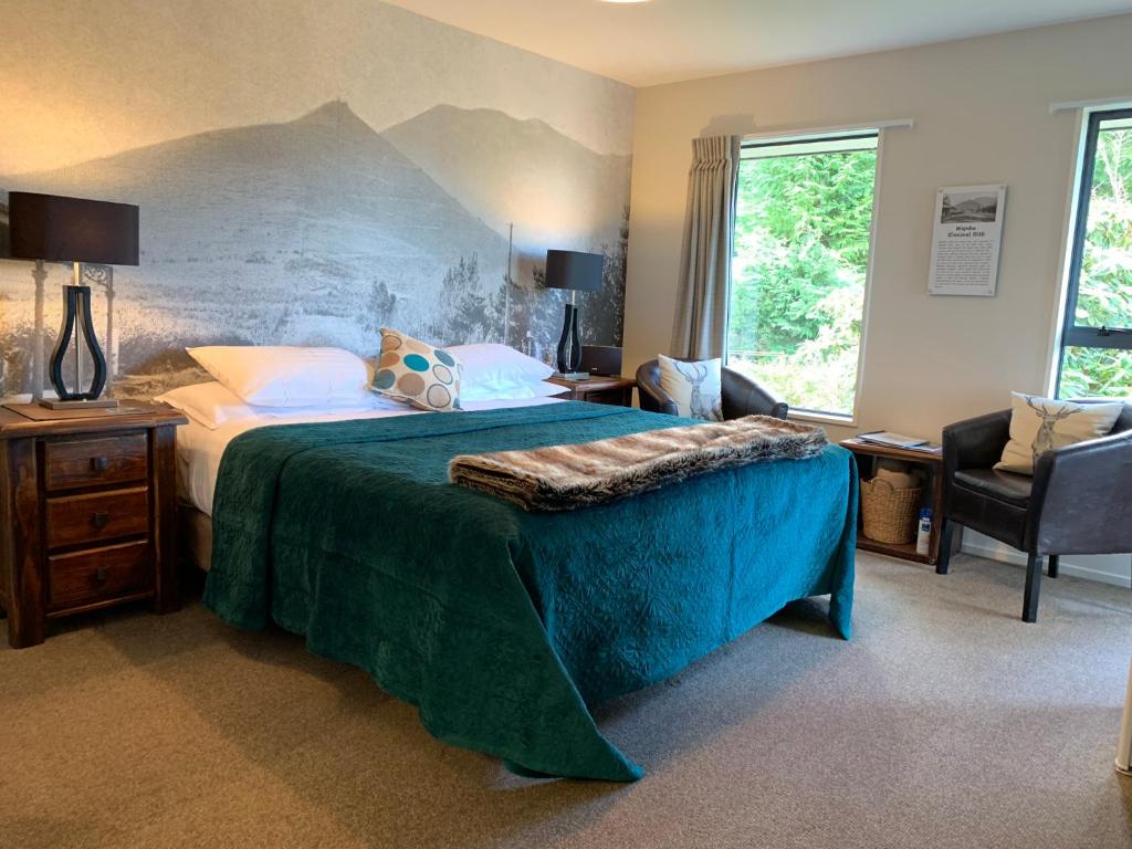 8 on Oregon Boutique Lodge photo 3