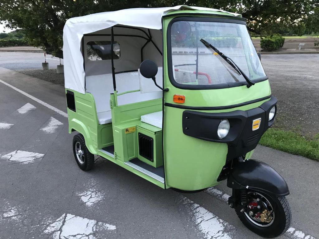 Tuktuk House photo 3