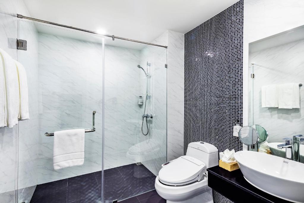 Двухместный (Двухместный номер с 2 отдельными кроватями), The Rizin Hotel & Residences