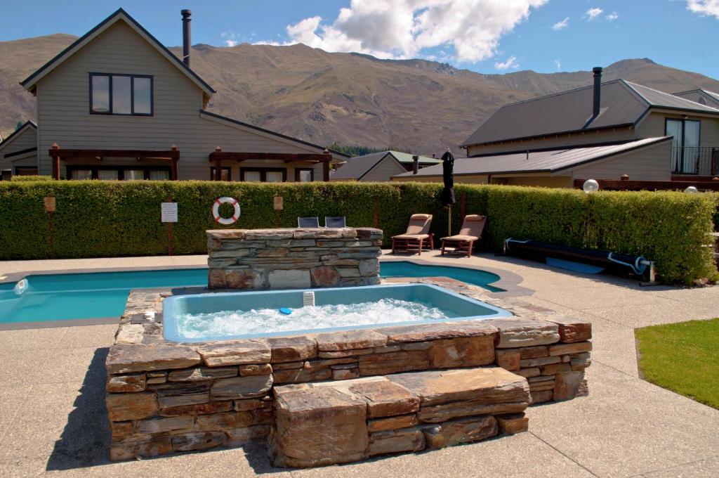 Wanaka Luxury Apartments photo 2