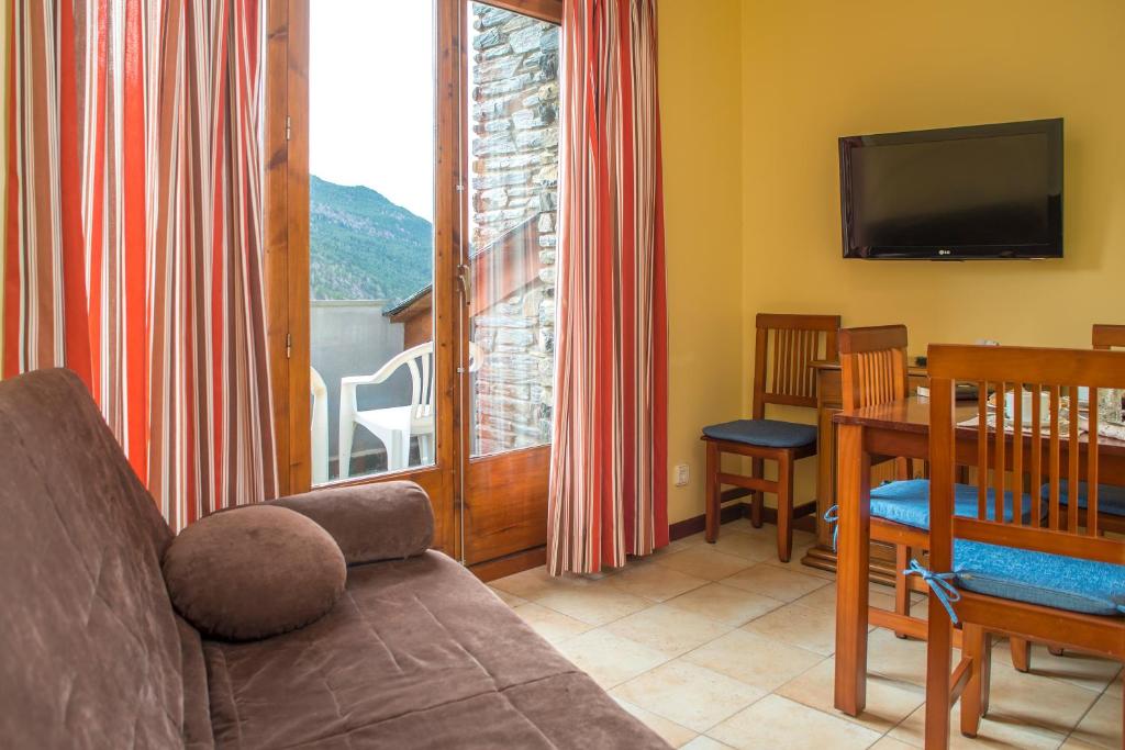 {
  "en-gb": "Apartamentos Ona Dorada el Tarter"
} photo 1