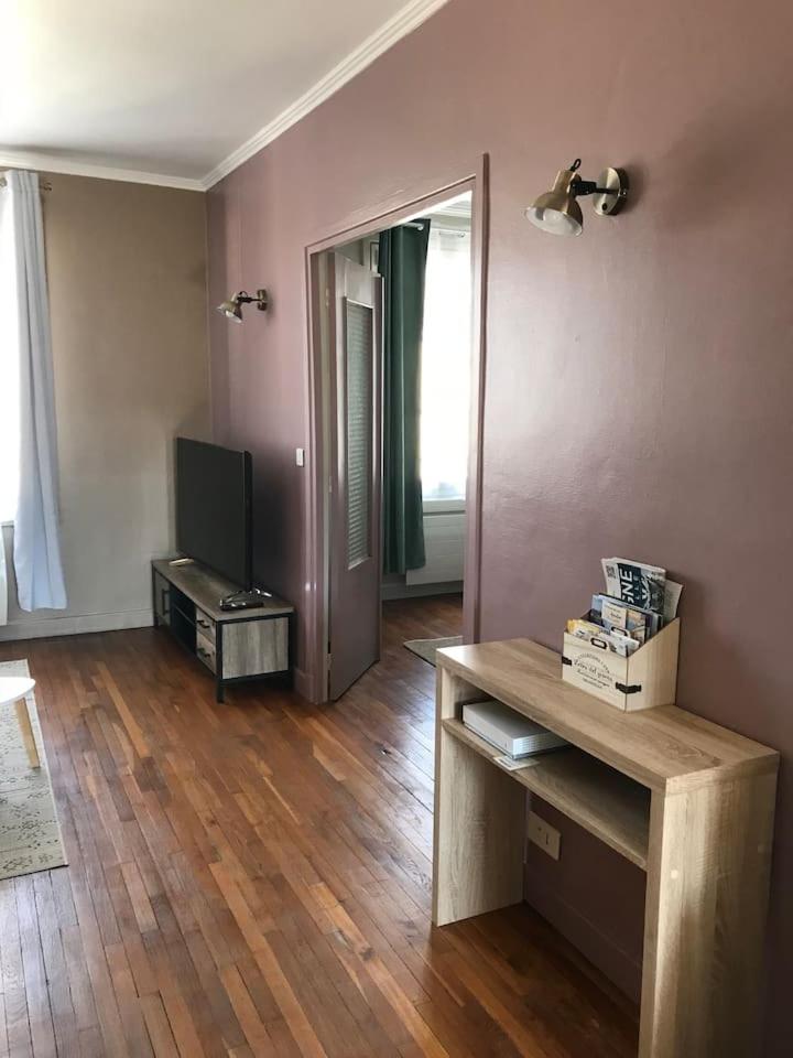 appartement de charme en plein coeur du centre ville de Compiègne arriver entre 14h et 18h maximum photo 4