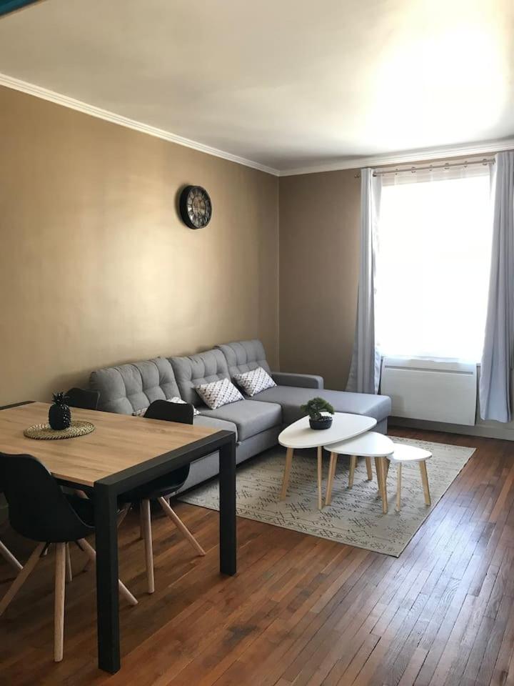 appartement de charme en plein coeur du centre ville de Compiègne arriver entre 14h et 18h maximum photo 1